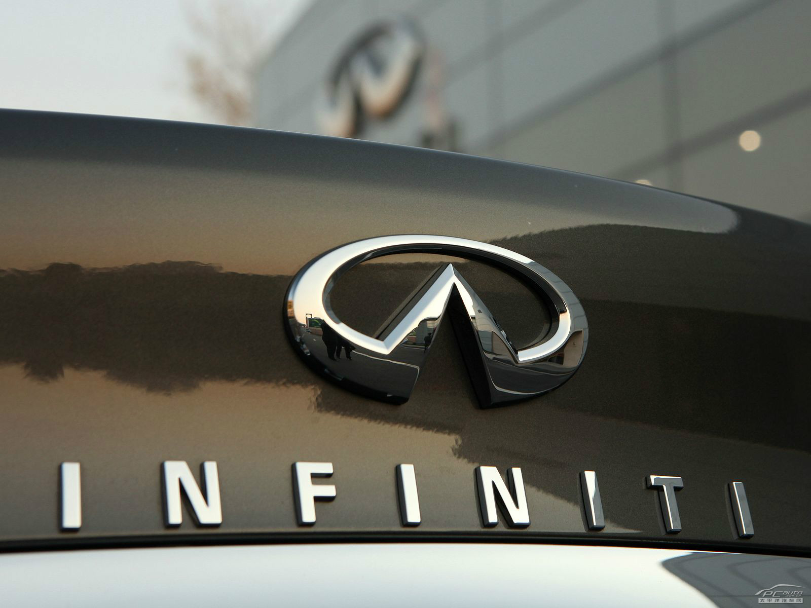 英菲尼迪M外觀高清大圖