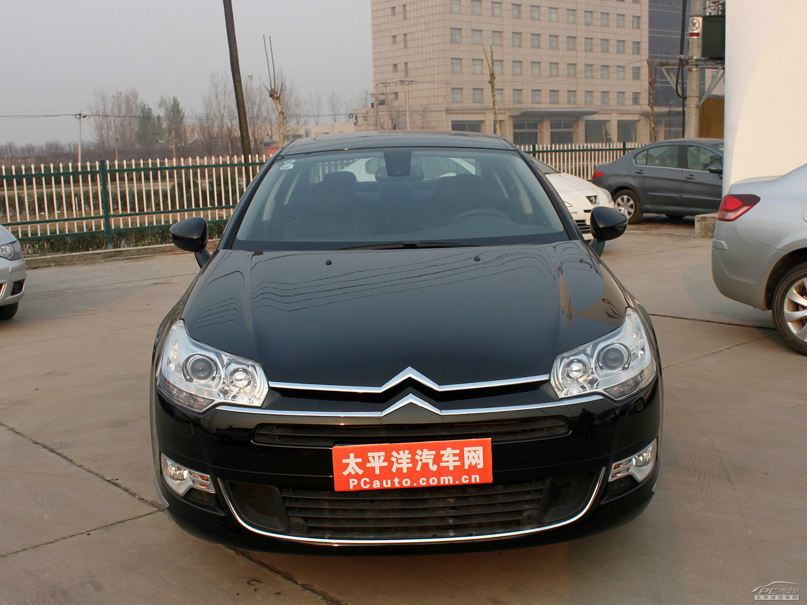 雪鐵龍C5外觀高清大圖