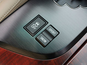 2010款 3.0L Royal Saloon 尊享版 2010款 3.0L Royal Saloon 尊享版