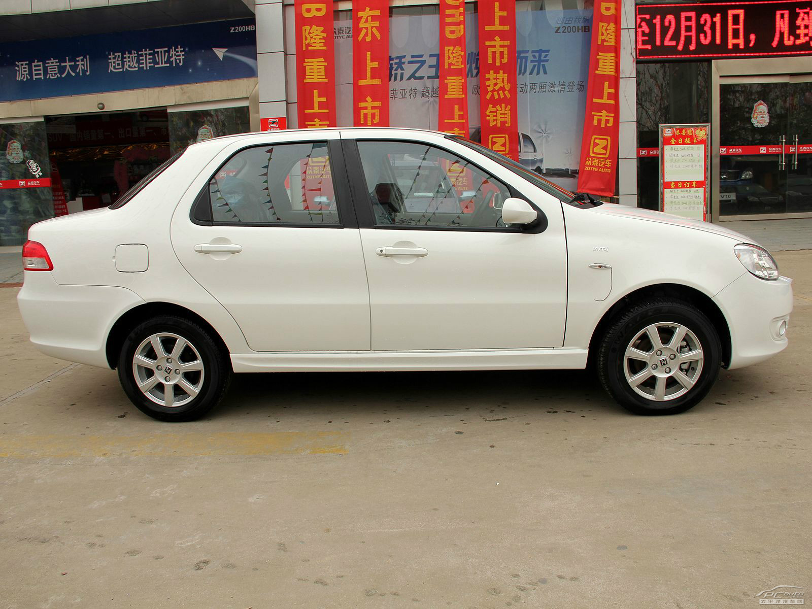 眾泰Z200外觀高清大圖