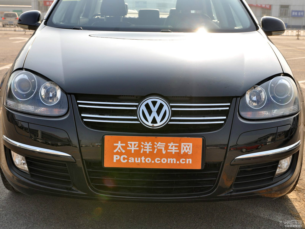 深黑速騰外觀圖片