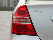 2010款 鉑尊版 1.5L 手動(dòng)精銳型 2010款 鉑尊版 1.5L 手動(dòng)精銳型