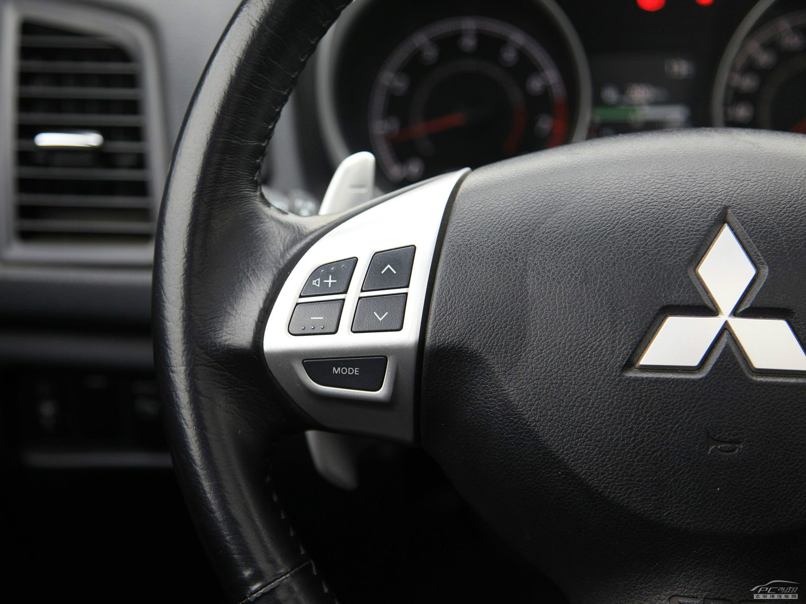 ASX勁炫(海外)內(nèi)飾高清大圖