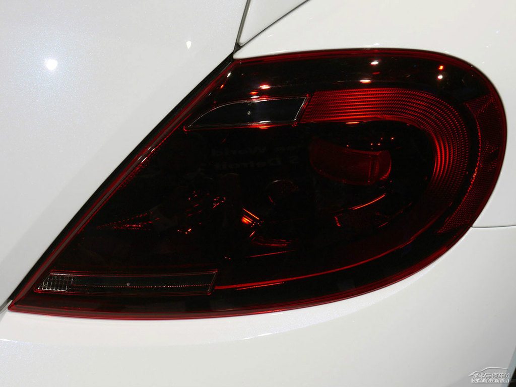 E-Bugster܇β^DƬ