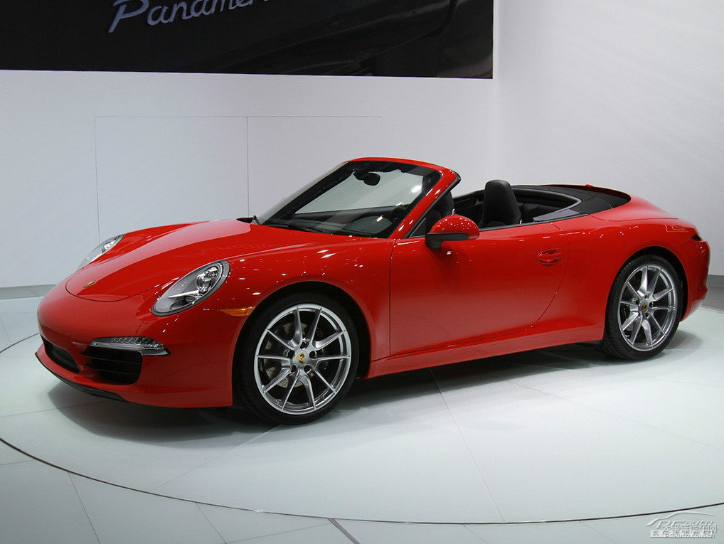 衛(wèi)紅保時(shí)捷911整車(chē)外觀外觀圖片
