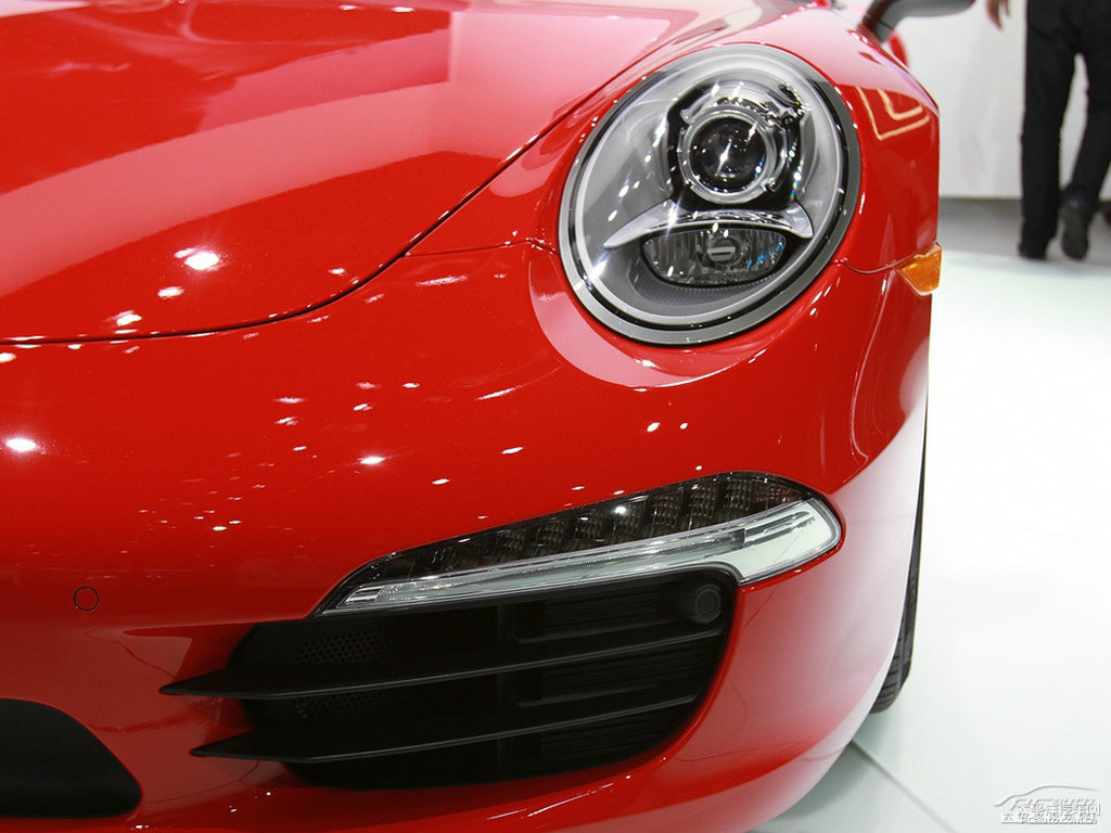 衛(wèi)紅保時(shí)捷911車(chē)頭外觀圖片