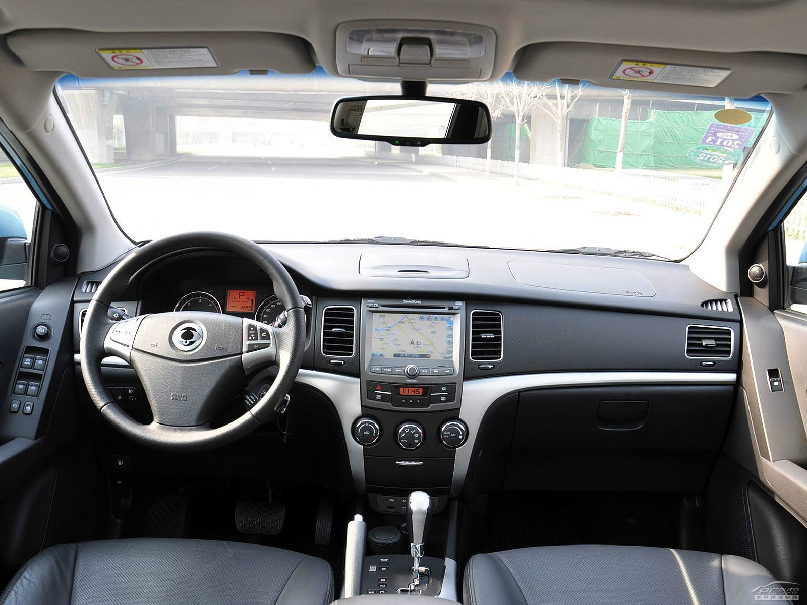 柯蘭多Korando內(nèi)飾高清大圖