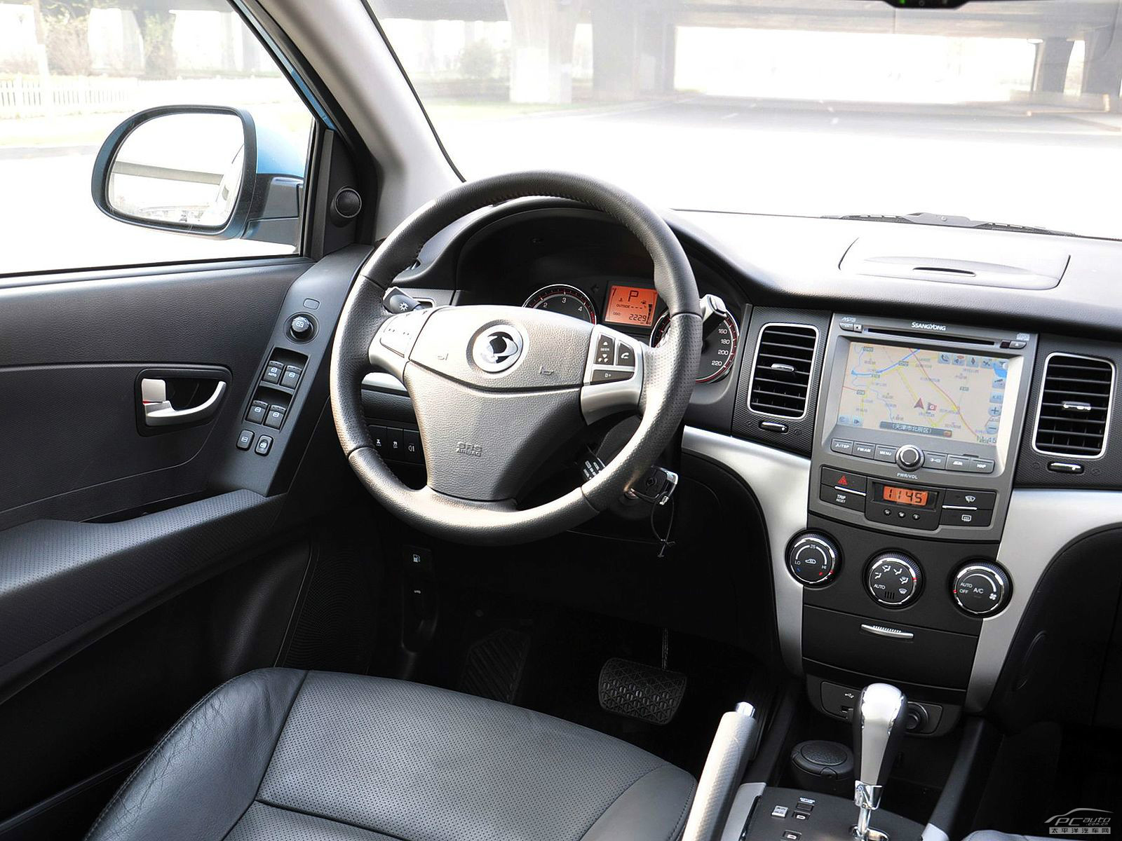 柯蘭多Korando內(nèi)飾高清大圖