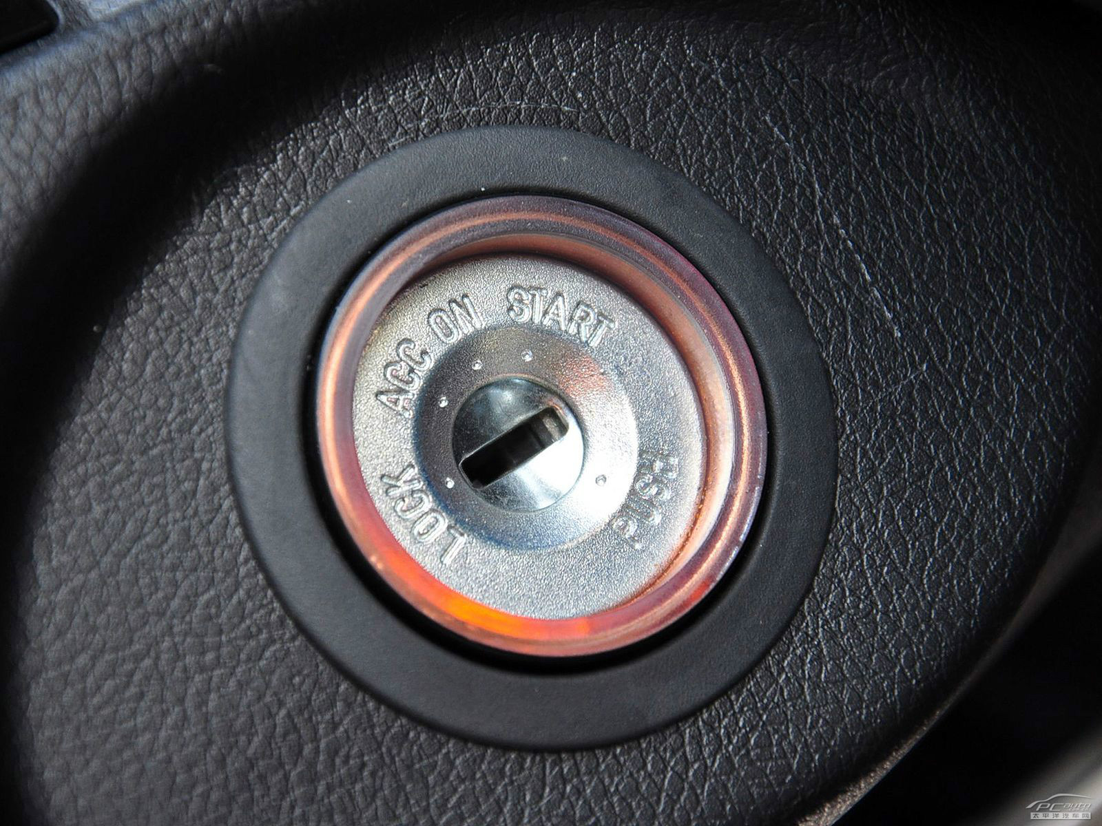 柯蘭多Korando內(nèi)飾高清大圖