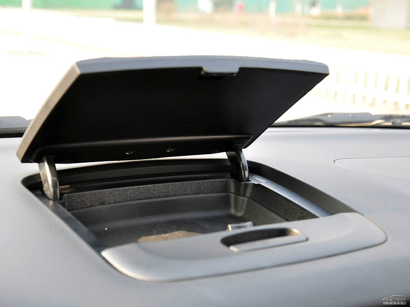 柯蘭多Korando內(nèi)飾高清大圖