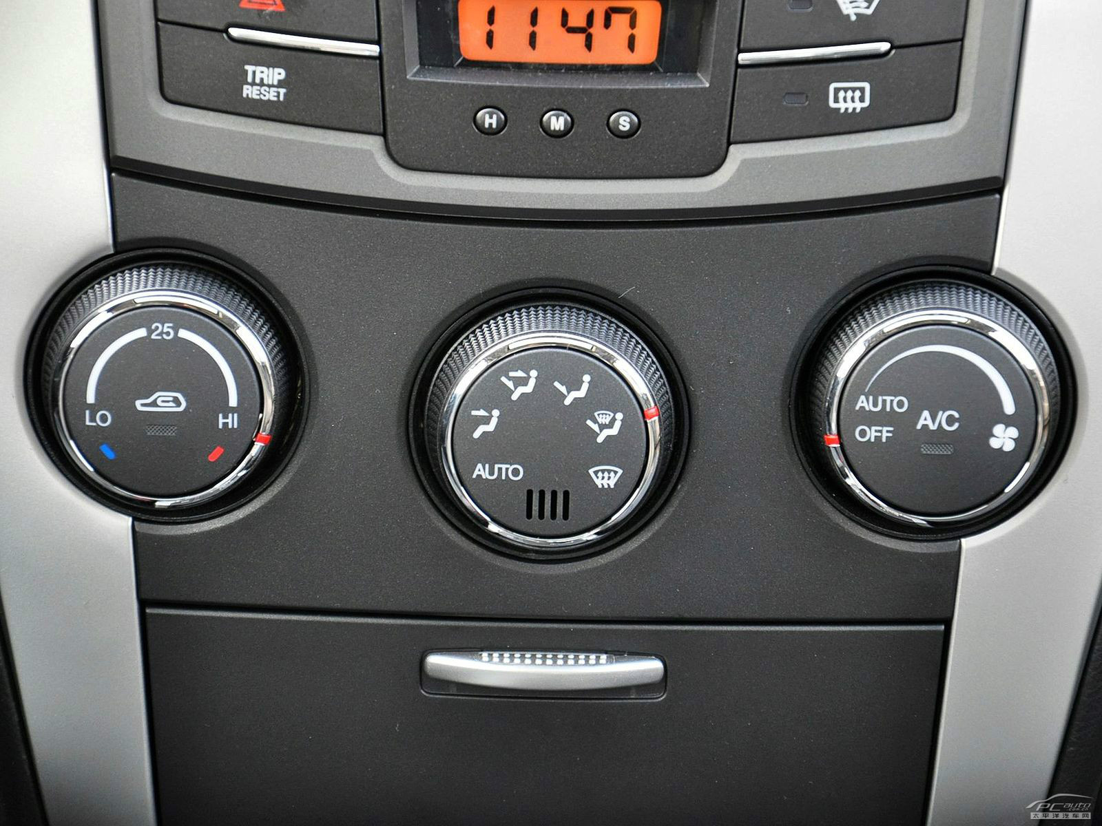 柯蘭多Korando內(nèi)飾高清大圖