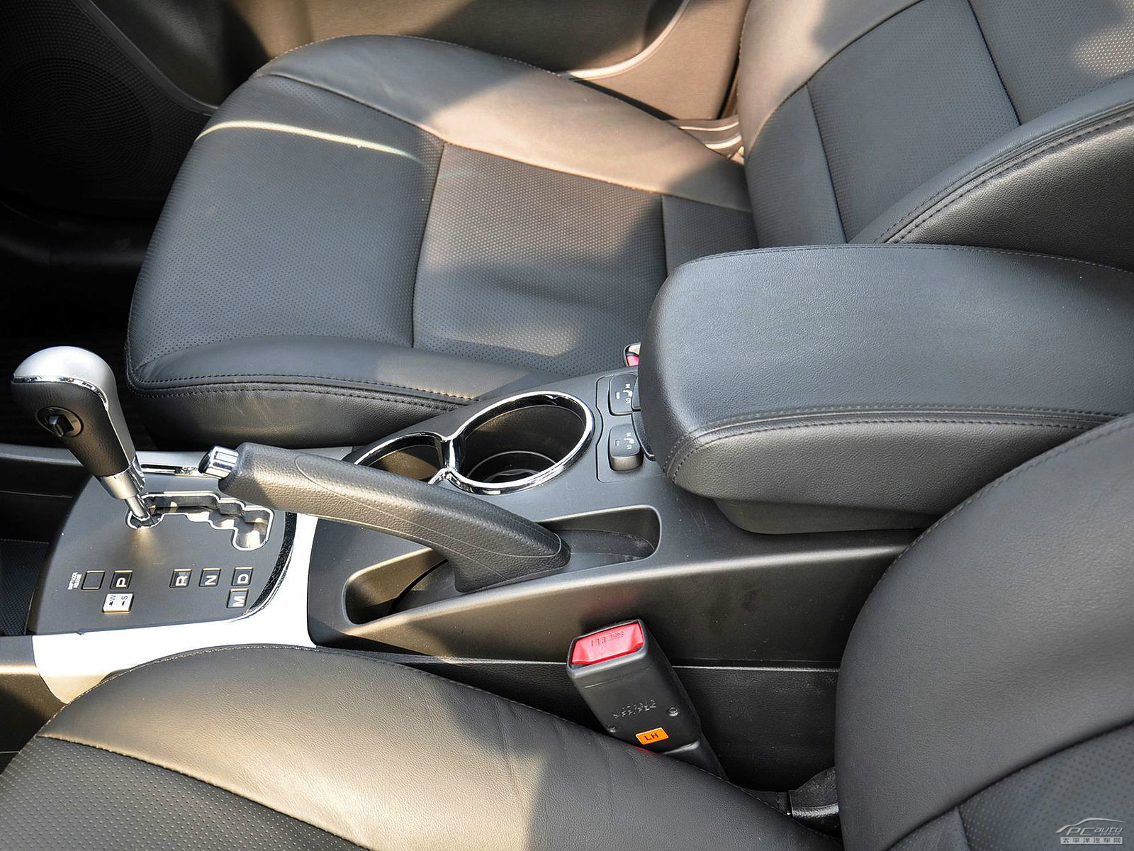 柯蘭多Korando內(nèi)飾高清大圖