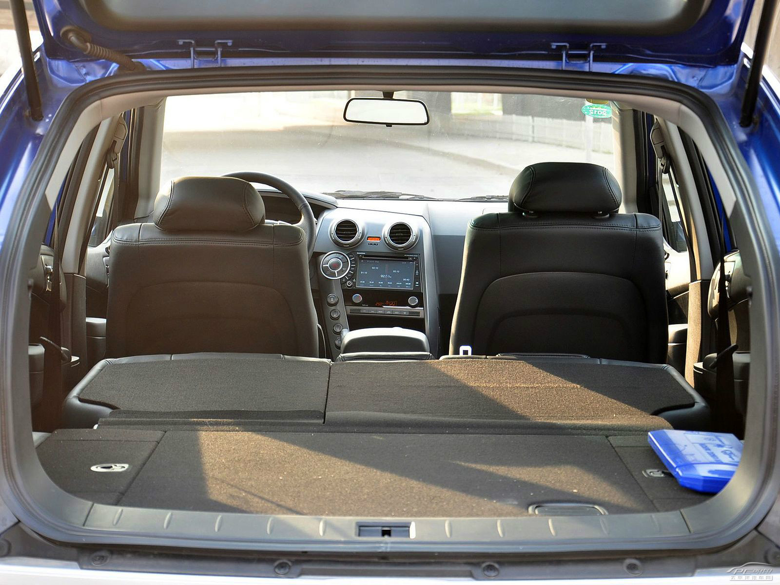 愛騰空間高清大圖