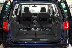 德國MPV王者 PCauto實(shí)拍大眾夏朗 德國MPV王者 PCauto實(shí)拍大眾夏朗