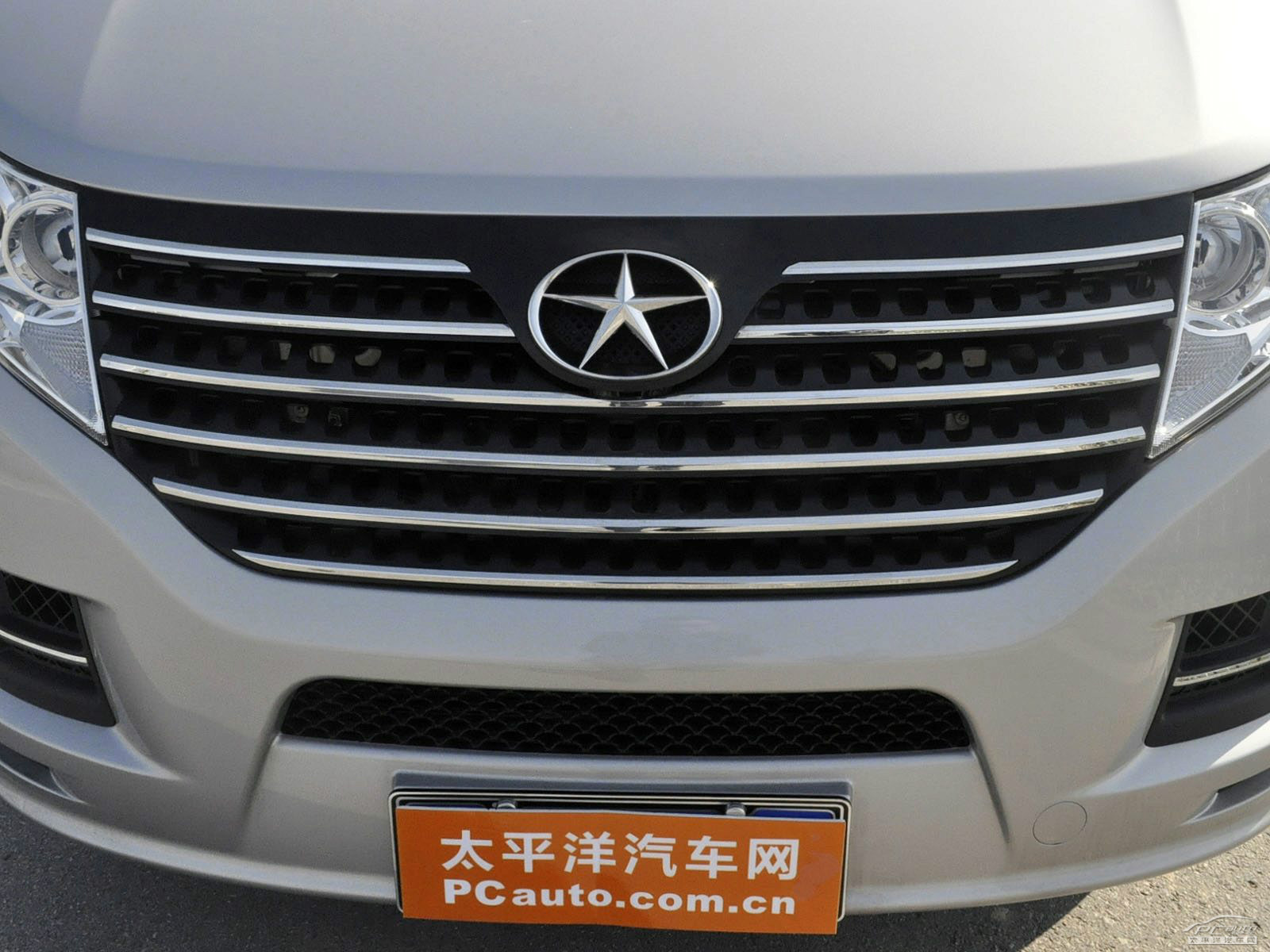 瑞風(fēng)M5外觀高清大圖