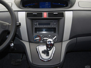 2011款 LV 1.5L AMT尊享型