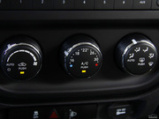 2011款 2.4L 運動升級版 2011款 2.4L 運動升級版