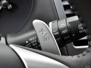 2012 Ž 2.4L r(sh)Ќ(do)