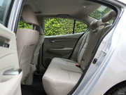 2011款 1.5L 精英品致款A(yù)T