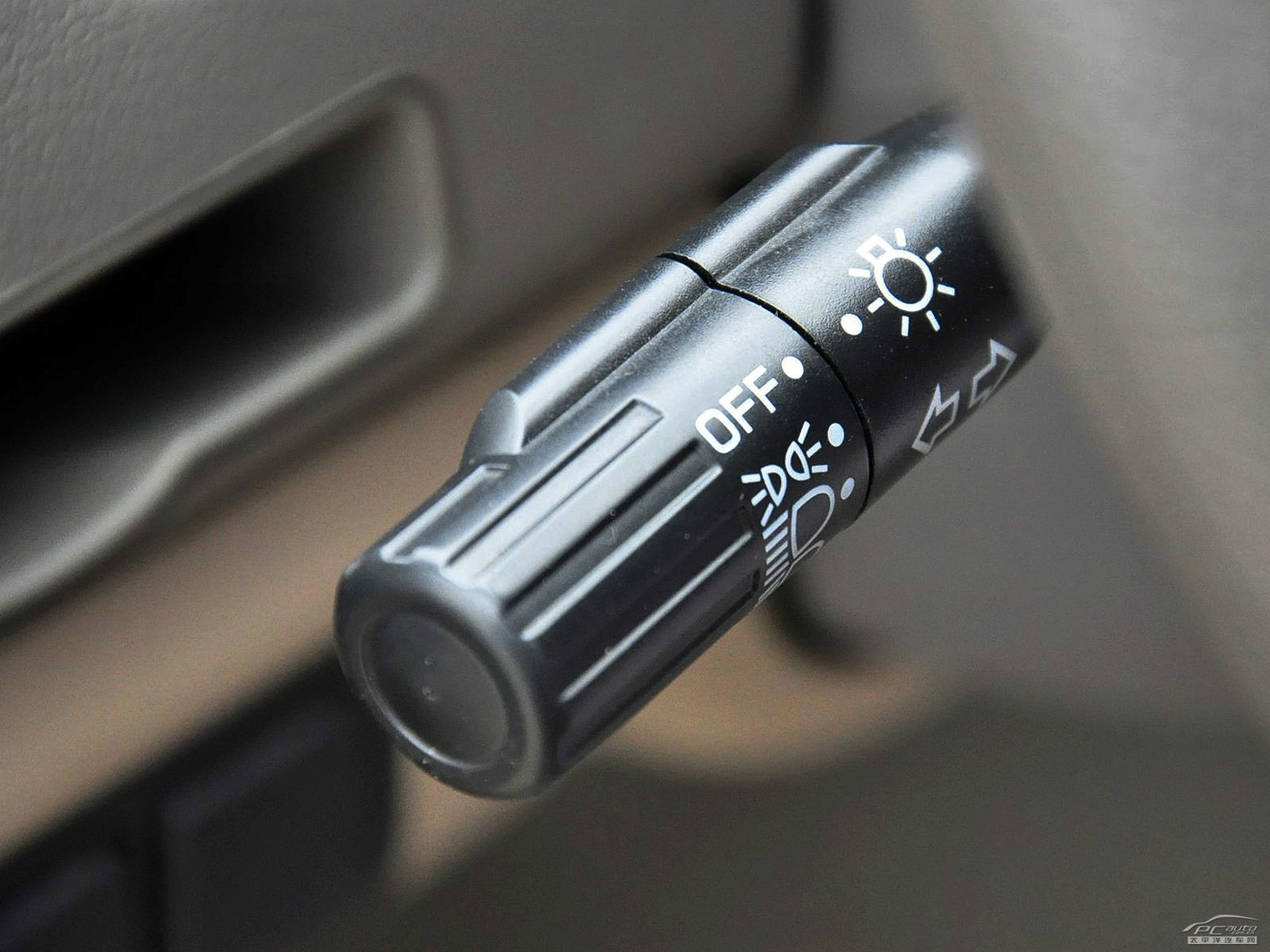 佳寶V70內(nèi)飾高清大圖