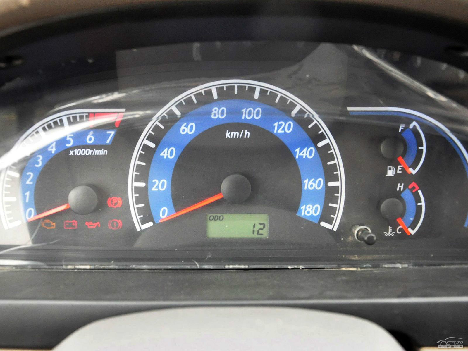 佳寶V70內(nèi)飾高清大圖