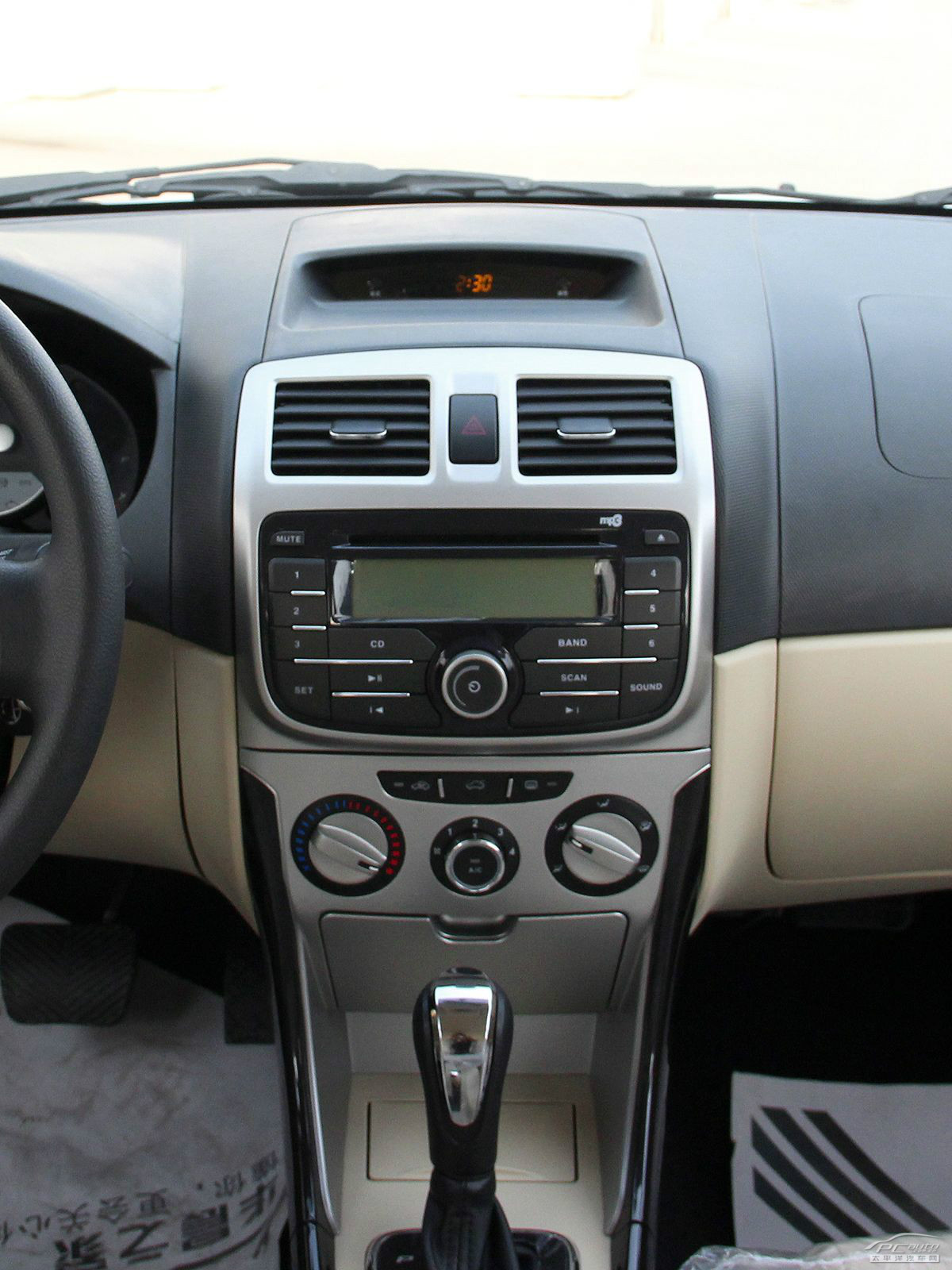 駿捷FSV內飾高清大圖