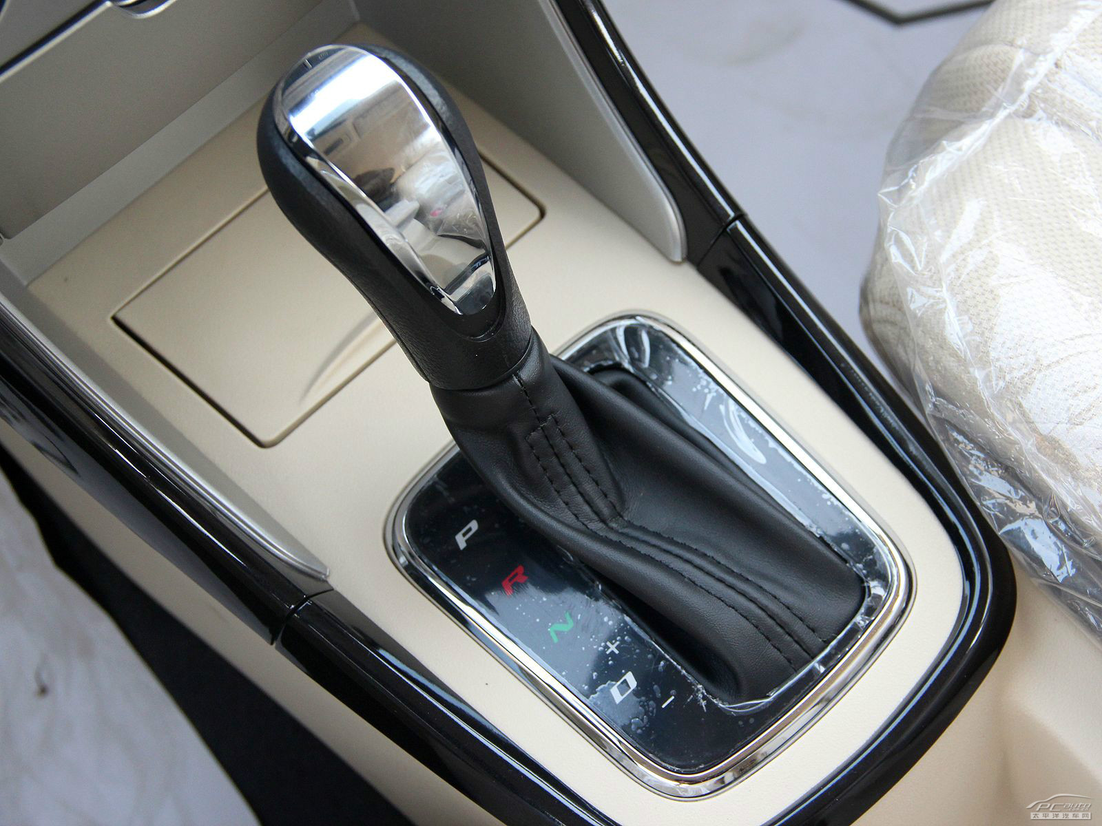 駿捷FSV內(nèi)飾高清大圖