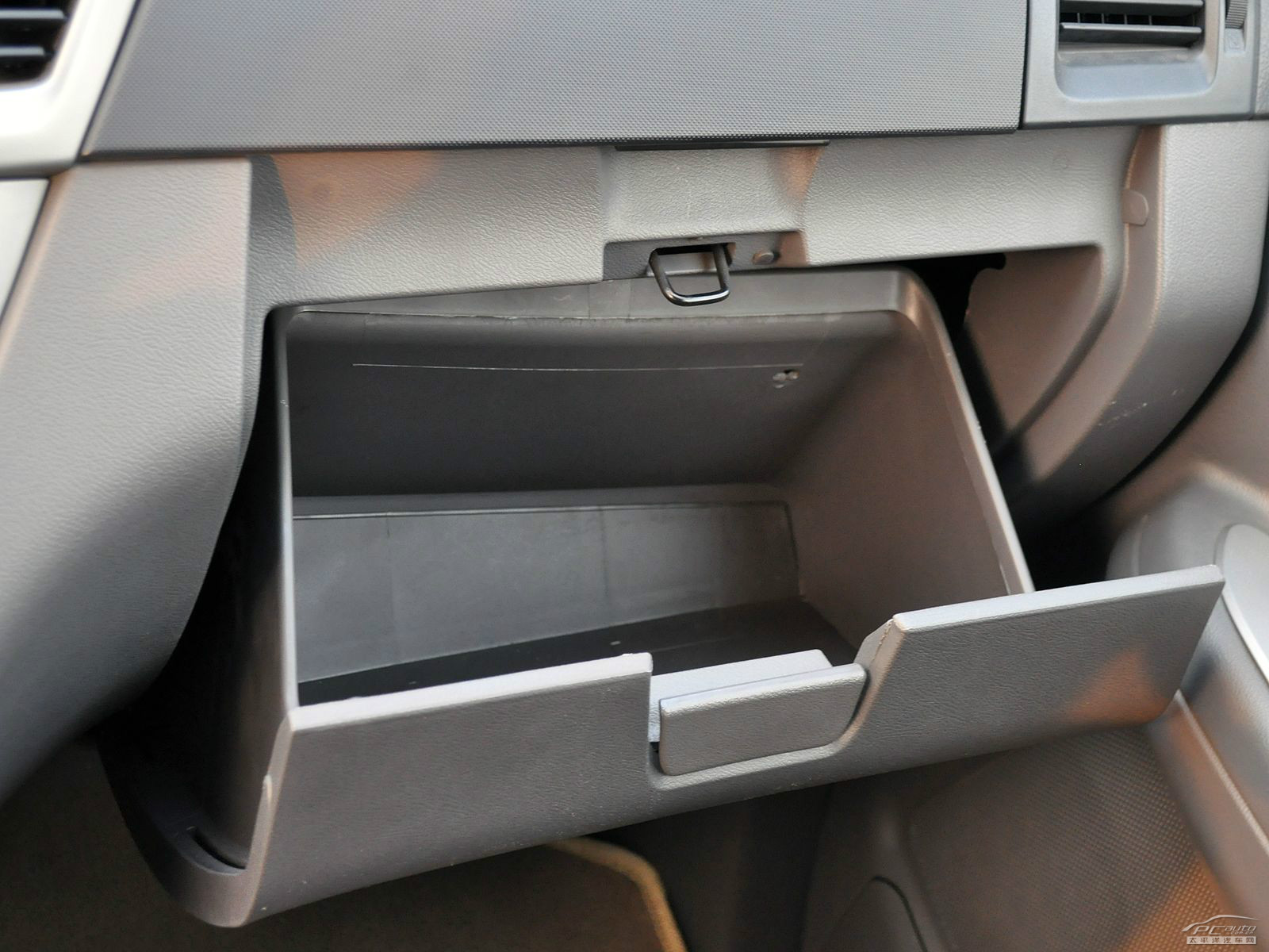 長城V80內(nèi)飾高清大圖