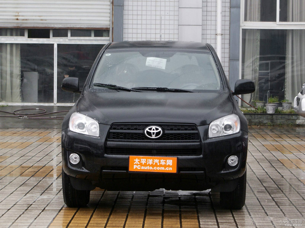 黑云母色RAV4榮放外觀圖片