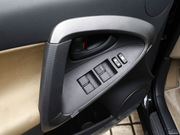 2011款 2.0L MT 兩驅經典版 2011款 2.0L MT 兩驅經典版