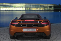  MP4-12C(j)܇Dp