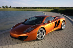 MP4-12C(j)܇Dp
