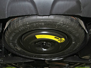 2012款 2.4L 兩驅(qū)豪華型 2012款 2.4L 兩驅(qū)豪華型