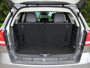 2012款 2.4L 兩驅(qū)豪華型 2012款 2.4L 兩驅(qū)豪華型