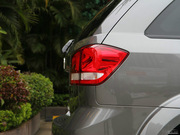 2012款 2.4L 兩驅(qū)豪華型 2012款 2.4L 兩驅(qū)豪華型