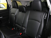 2012款 2.4L 兩驅(qū)豪華型 2012款 2.4L 兩驅(qū)豪華型