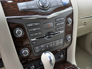 2012款 5.6L 旗艦版 2012款 5.6L 旗艦版