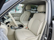 2012款 5.6L 旗艦版 2012款 5.6L 旗艦版