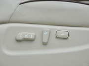 2012款 5.6L 旗艦版 2012款 5.6L 旗艦版