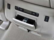 2012款 5.6L 旗艦版 2012款 5.6L 旗艦版