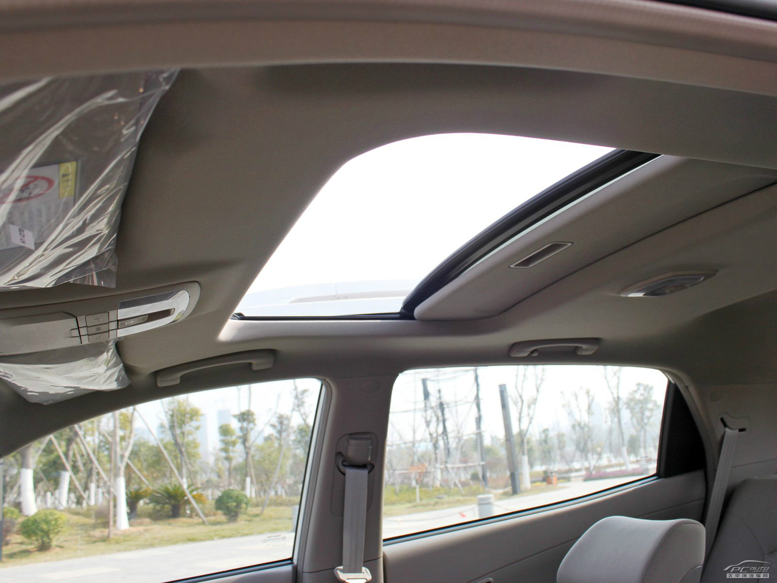 柯蘭多Korando內(nèi)飾高清大圖