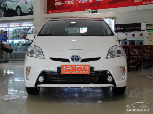 2012款普锐斯基本型