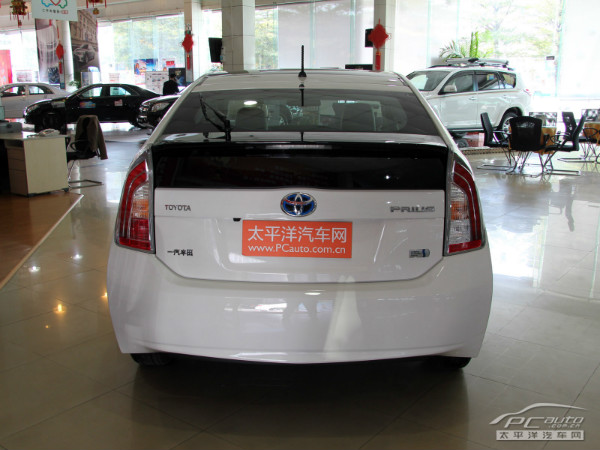 2012款普锐斯基本型