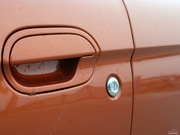 2010款 1.0L 手動 限量版