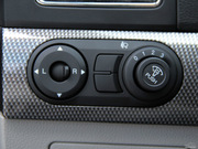 2012款 2.4L 自動(dòng)兩驅(qū)城市版 5座 2012款 2.4L 自動(dòng)兩驅(qū)城市版 5座