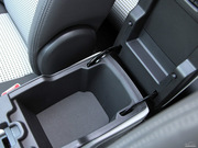 2012款 2.4L 自動(dòng)兩驅(qū)城市版 5座 2012款 2.4L 自動(dòng)兩驅(qū)城市版 5座