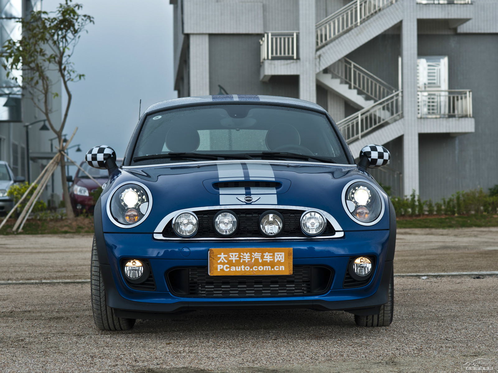 MINI COUPE外觀高清大圖