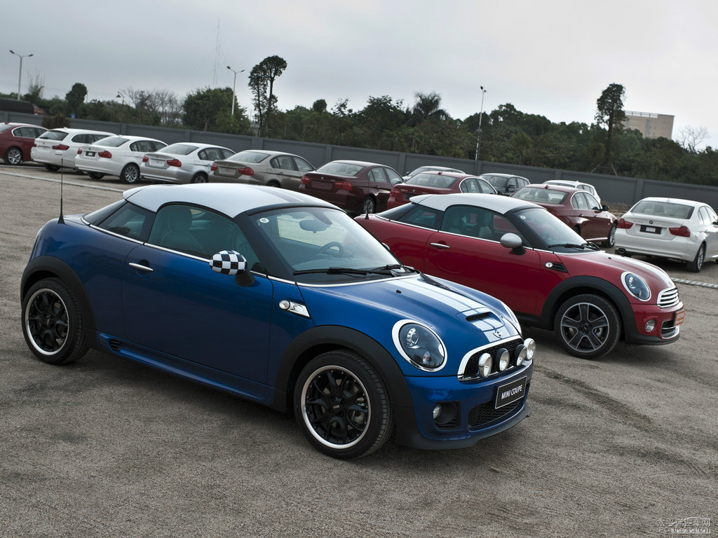 W{(ln)MINI COUPE܇^^DƬ