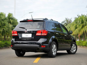 2012款 2.4L 兩驅(qū)豪華型 2012款 2.4L 兩驅(qū)豪華型