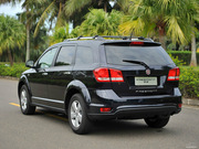 2012款 2.4L 兩驅(qū)豪華型 2012款 2.4L 兩驅(qū)豪華型